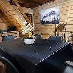 Vakantiehuis Drewniany Szafran Witów