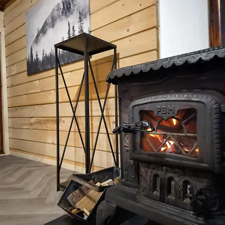 Drewniany Szafran * Witów