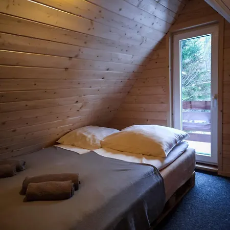 Drewniany Szafran Tatil Evi *