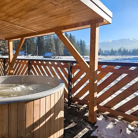 Drewniany Szafran Dom wakacyjny *